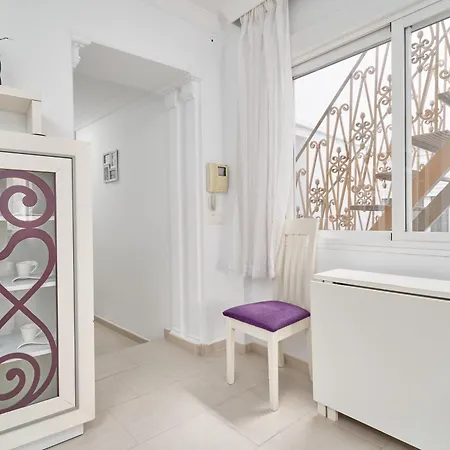 Appartement Lola 2 *